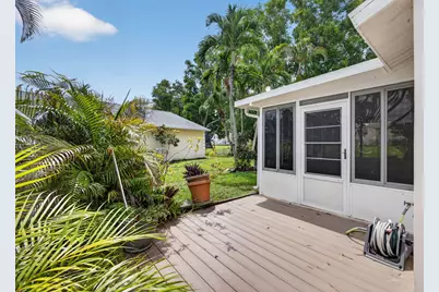 1252 Pine Sage Circle, West Palm Beach, FL 33409 - Photo 7
