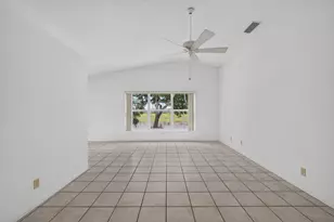 1252 Pine Sage Cir, West Palm Beach, FL 33409 - Photo 13