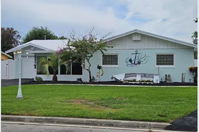 807 Grandview Boulevard, Fort Pierce, FL 34982 - Photo 3
