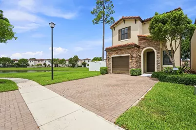 3000 King Palm Way, Riviera Beach, FL 33410 - Photo 1