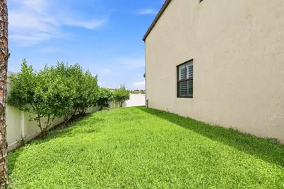3000 King Palm Way, Riviera Beach, FL 33410 - Photo 31