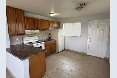 2820 Avenue S #8, Riviera Beach, FL 33404 - Photo 3
