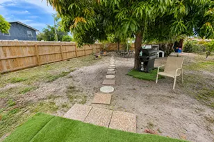 1410 S J St, Lake Worth Beach, FL 33460 - Photo 27