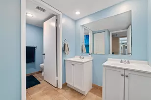 1704 Forest Lakes Cir, West Palm Beach, FL 33406 - Photo 23