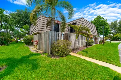 1704 Forest Lakes Circle #A, West Palm Beach, FL 33406 - Photo 27