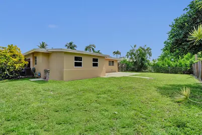 500 SE 4th Court, Pompano Beach, FL 33060 - Photo 9