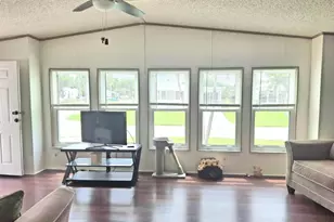 8530 Lidflower Ct, Port Saint Lucie, FL 34952 - Photo 3