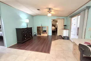 8530 Lidflower Ct, Port Saint Lucie, FL 34952 - Photo 9