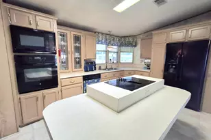 8530 Lidflower Ct, Port Saint Lucie, FL 34952 - Photo 7