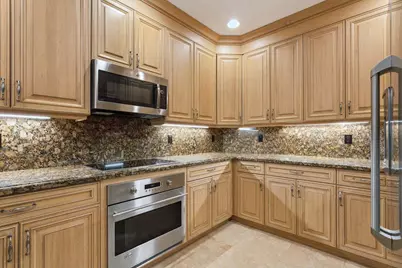 3863 NE 22nd Way, Lighthouse Point, FL 33064 - Photo 3