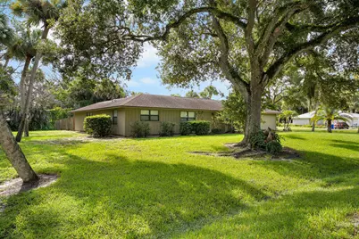 3596 12th Street SW, Vero Beach, FL 32968 - Photo 3
