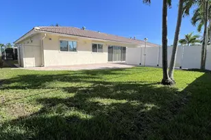 499 W Conference Dr, Boca Raton, FL 33486 - Photo 23
