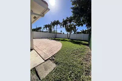 499 W Conference Drive, Boca Raton, FL 33486 - Photo 25