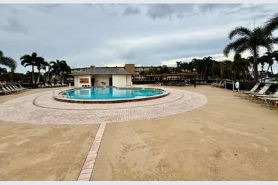 4024 Newcastle B, Boca Raton, FL 33434 - Photo 9
