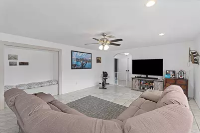 215 SW 8th Street, Boynton Beach, FL 33426 - Photo 9