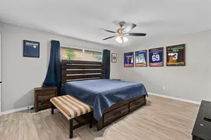 215 SW 8th St, Boynton Beach, FL 33426 - Photo 15