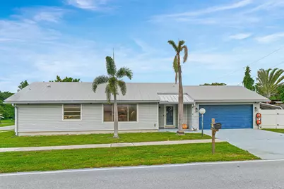 215 SW 8th Street, Boynton Beach, FL 33426 - Photo 3