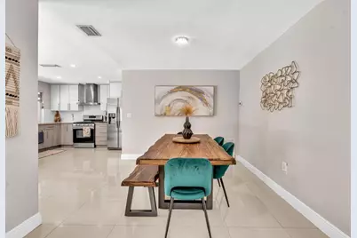 2070 NW 78th Avenue, Sunrise, FL 33322 - Photo 11