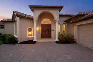 923 SW Grand Reserves Blvd, Port Saint Lucie, FL 34986 - Photo 5