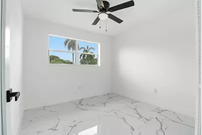 328 Ponte Vedra Road, Palm Springs, FL 33461 - Photo 19