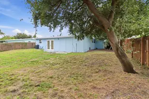 328 Ponte Vedra Rd, Palm Springs, FL 33461 - Photo 29
