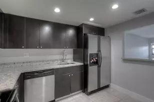 303 Racquet Club Rd, Weston, FL 33326 - Photo 3