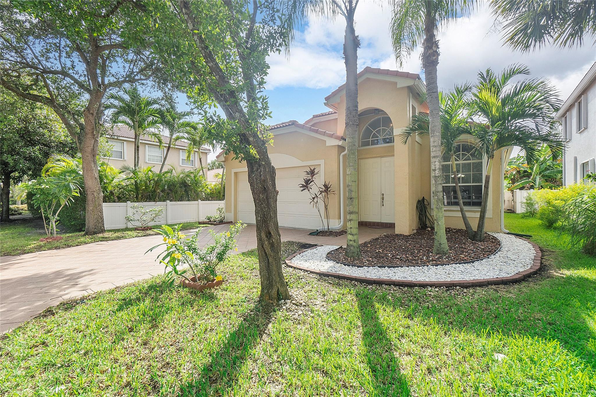 5385 NW 124th Way - 5385 NW 124th Way, Coral Springs, FL 33076 Luxury Property | Jose Angel Pina