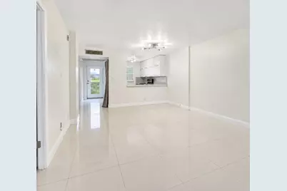 117 Royal Park Drive #1H, Oakland Park, FL 33309 - Photo 7