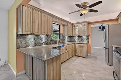 999 NW 23rd Lane, Delray Beach, FL 33445 - Photo 19