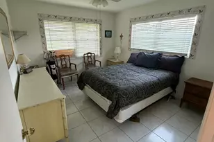 24 Easthampton A, West Palm Beach, FL 33417 - Photo 5
