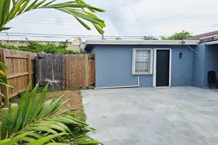 330 N Ware Dr, West Palm Beach, FL 33409 - Photo 1