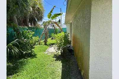 806 NW 1st Street, Boynton Beach, FL 33435 - Photo 5