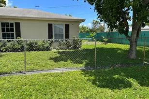 806 NW 1st St, Boynton Beach, FL 33435 - Photo 7