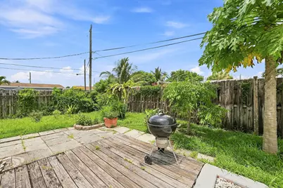 8481 NW 24th Street, Sunrise, FL 33322 - Photo 31