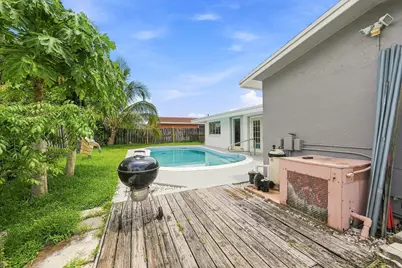 8481 NW 24th Street, Sunrise, FL 33322 - Photo 35