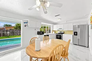 8481 NW 24th St, Sunrise, FL 33322 - Photo 13
