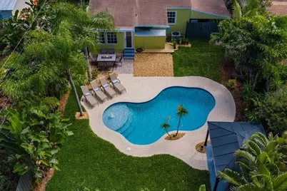 2515 NE 8th Avenue, Wilton Manors, FL 33305 - Photo 1