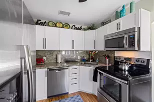2515 NE 8th Ave, Wilton Manors, FL 33305 - Photo 7