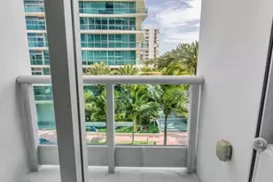 9401 Collins Ave, Surfside, FL 33154 - Photo 23