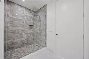 220 Lake Shore Dr, Lake Park, FL 33403 - Photo 15