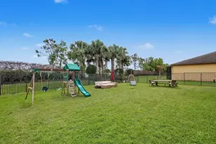 11316 SW Barton Way, Port Saint Lucie, FL 34987 - Photo 9