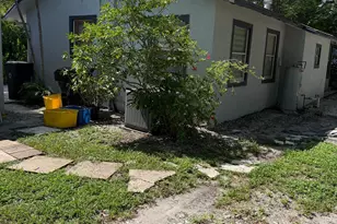 514 Churchill Rd, West Palm Beach, FL 33405 - Photo 9