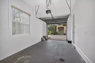 742 Cresta Cir, West Palm Beach, FL 33413 - Photo 45