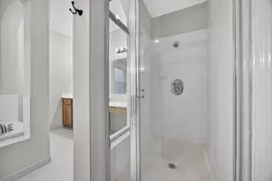 742 Cresta Cir, West Palm Beach, FL 33413 - Photo 29