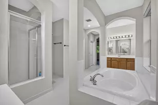 742 Cresta Cir, West Palm Beach, FL 33413 - Photo 27