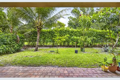 742 Cresta Circle, West Palm Beach, FL 33413 - Photo 47