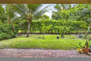 742 Cresta Cir, West Palm Beach, FL 33413 - Photo 47