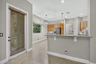 742 Cresta Cir, West Palm Beach, FL 33413 - Photo 13