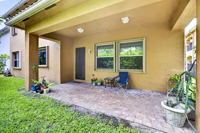 742 Cresta Circle, West Palm Beach, FL 33413 - Photo 47