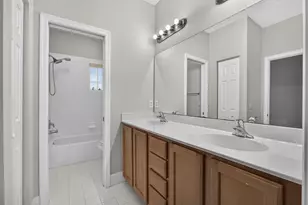 742 Cresta Cir, West Palm Beach, FL 33413 - Photo 35